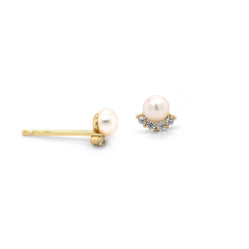 Dainty Pearl Studs